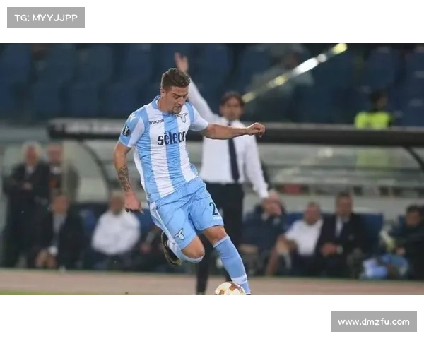 西甲夏季转会风云：豪门重磅引援与新星崛起助力新赛季挑战